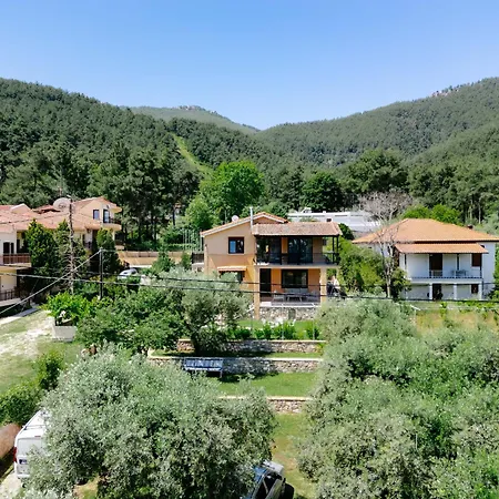 Apartmán Pefko Glykadi