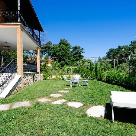Pefko Apartmán